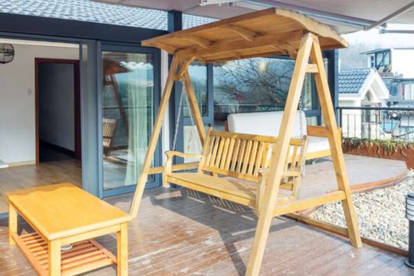 Install A Swing Bench
